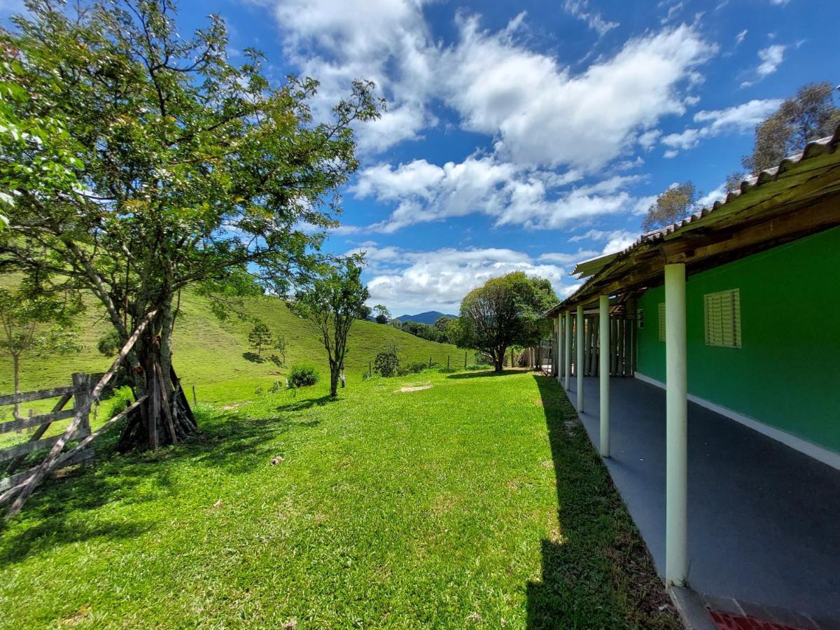 Casa Aconchegante Na Roca C/ Piscina/Churrasqueira Gonçalves Buitenkant foto