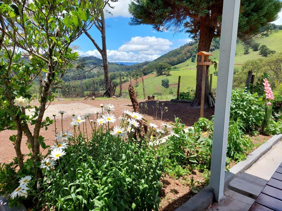 Casa Aconchegante Na Roca C/ Piscina/Churrasqueira Gonçalves Buitenkant foto